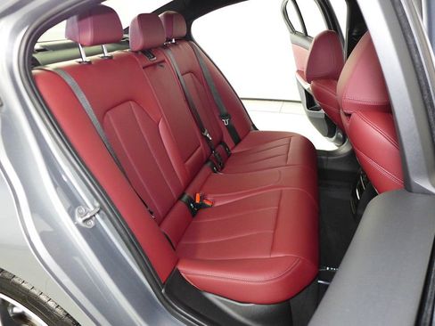 Certified 2023 BMW 330i w/ Premium Package image 20