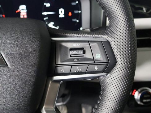 New 2026 Mitsubishi Outlander SE FWD image 45