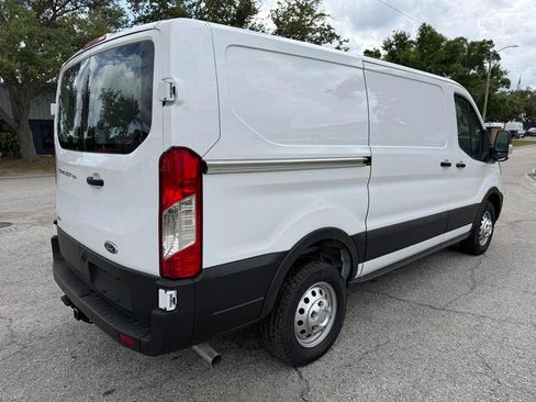 Used 2025 Ford Transit 150 Low Roof AWD image 4