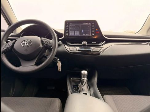 Used 2021 Toyota C-HR LE image 18