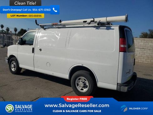 Used 2014 Chevrolet Express 2500 w/ Cold Climate Package RWD image 3