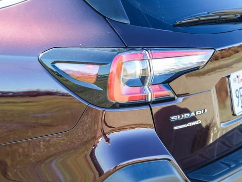 Used 2023 Subaru Outback Limited image 11