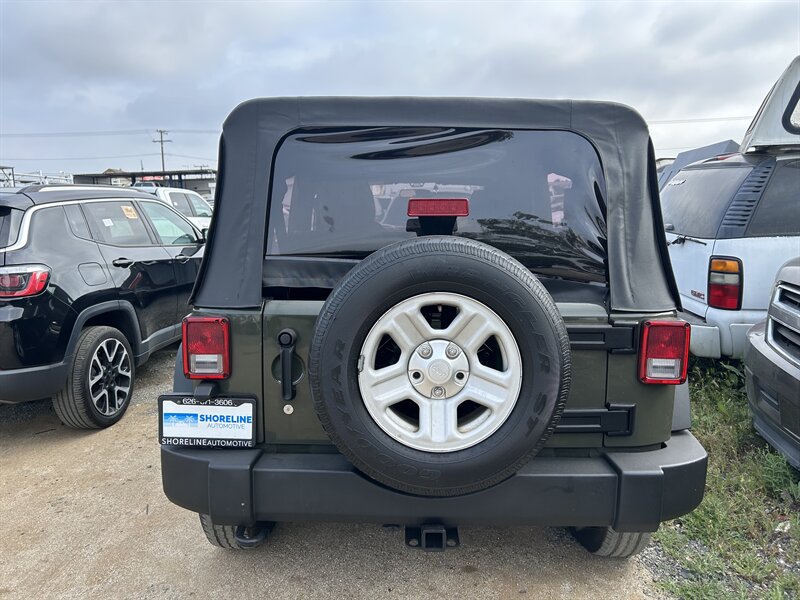 Used 2015 Jeep Wrangler Unlimited Sport w/ Trailer Tow Group AWD/4WD image 8