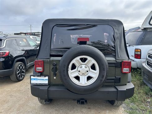 Used 2015 Jeep Wrangler Unlimited Sport w/ Trailer Tow Group AWD/4WD image 8