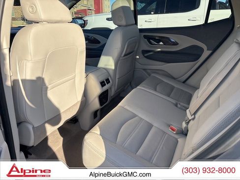 Used 2024 GMC Terrain Denali w/ Denali Premium Package image 8