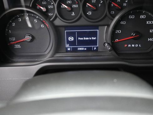 Used 2024 Chevrolet Silverado 1500 Custom RWD image 12