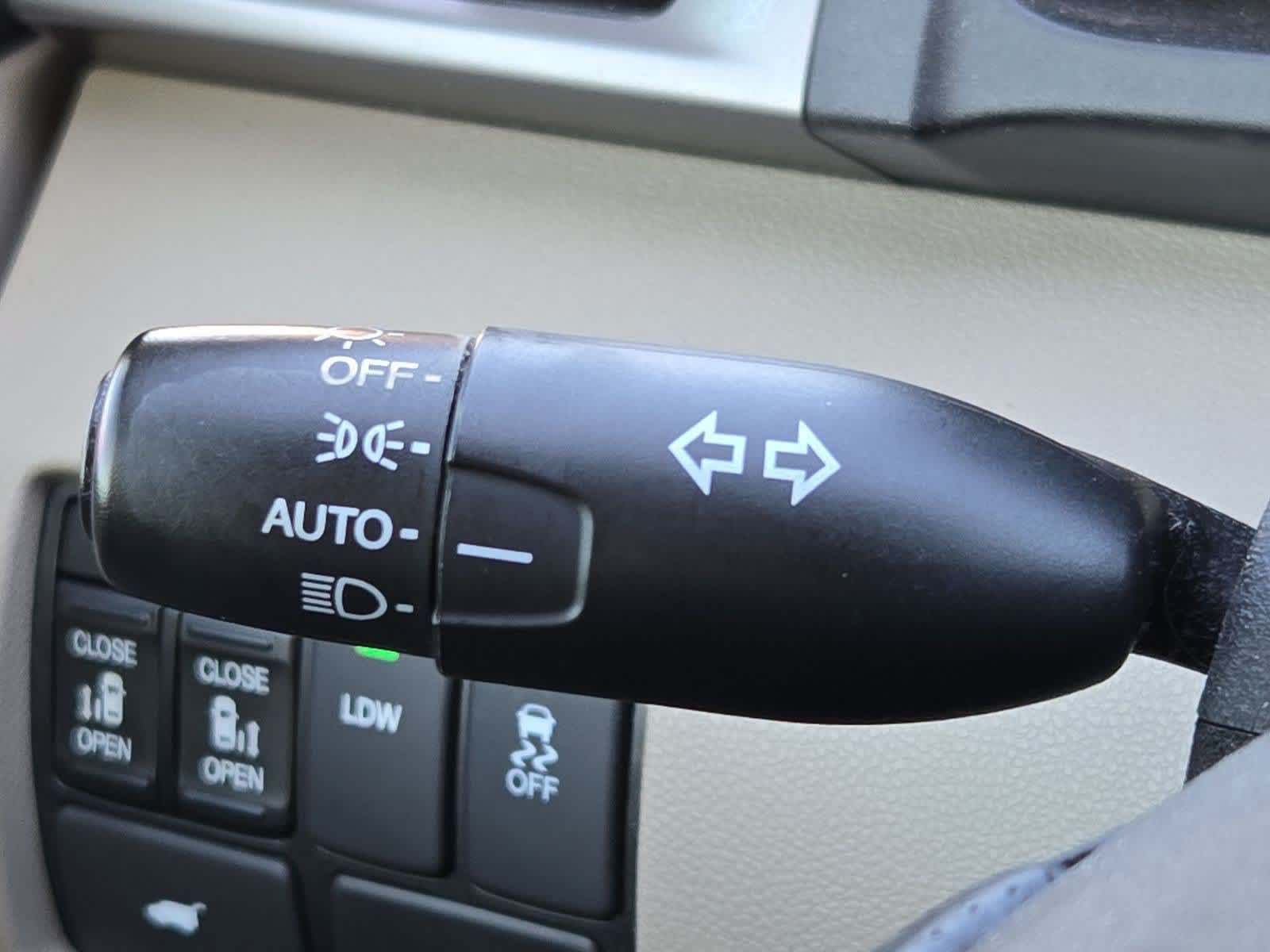 Used 2016 Honda Odyssey EX-L image 24