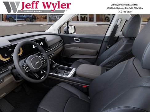 New 2026 Kia Carnival EX image 18