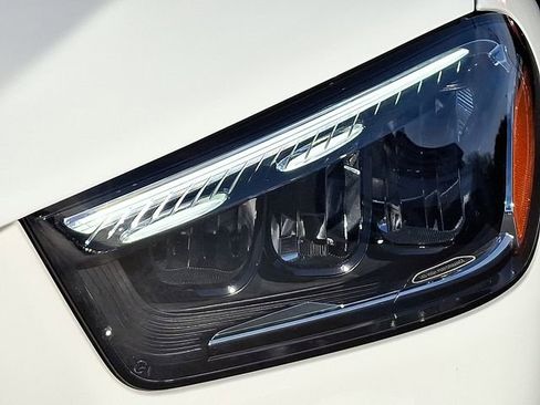 Used 2024 Mercedes-Benz GLE 450 4MATIC image 9