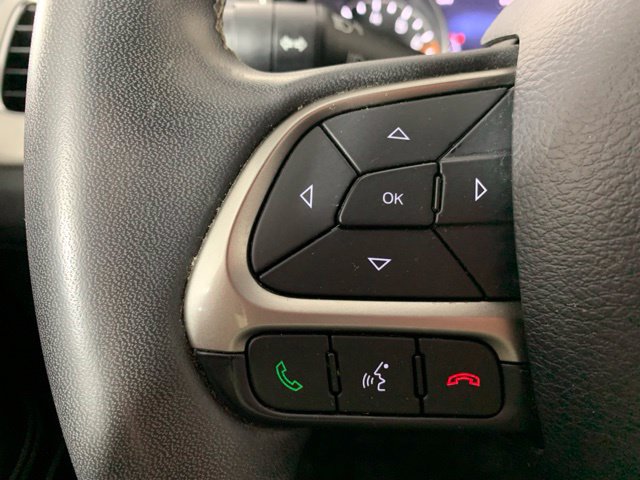 Used 2021 Jeep Compass Latitude FWD image 27