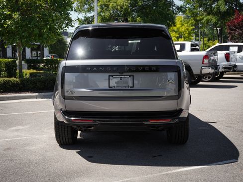 Used 2023 Land Rover Range Rover SE AWD/4WD image 9