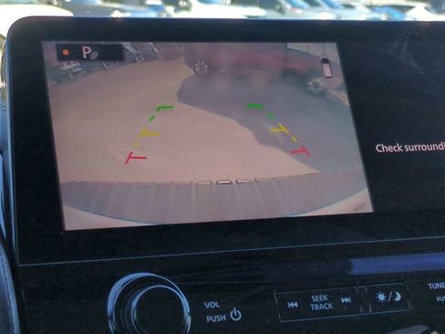 Used 2021 Nissan Armada SV w/ SV Appearance Package image 25