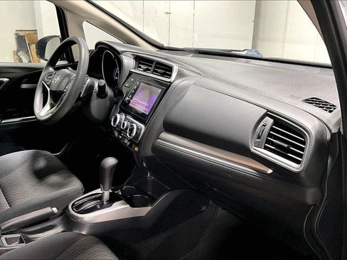 Used 2018 Honda Fit EX image 19