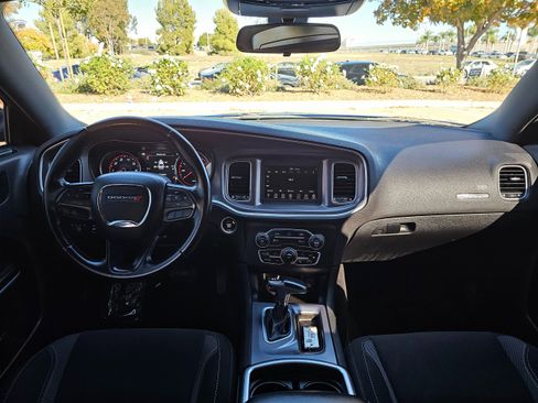 Used 2020 Dodge Charger SXT image 20