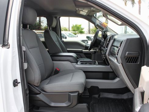 Used 2020 Ford F250 XLT w/ XLT Value Package image 34