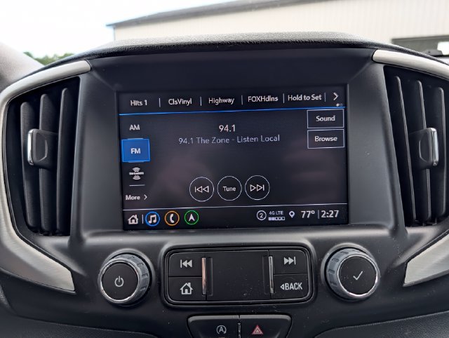 Used 2023 GMC Terrain SLT w/ Infotainment Package II AWD/4WD image 25