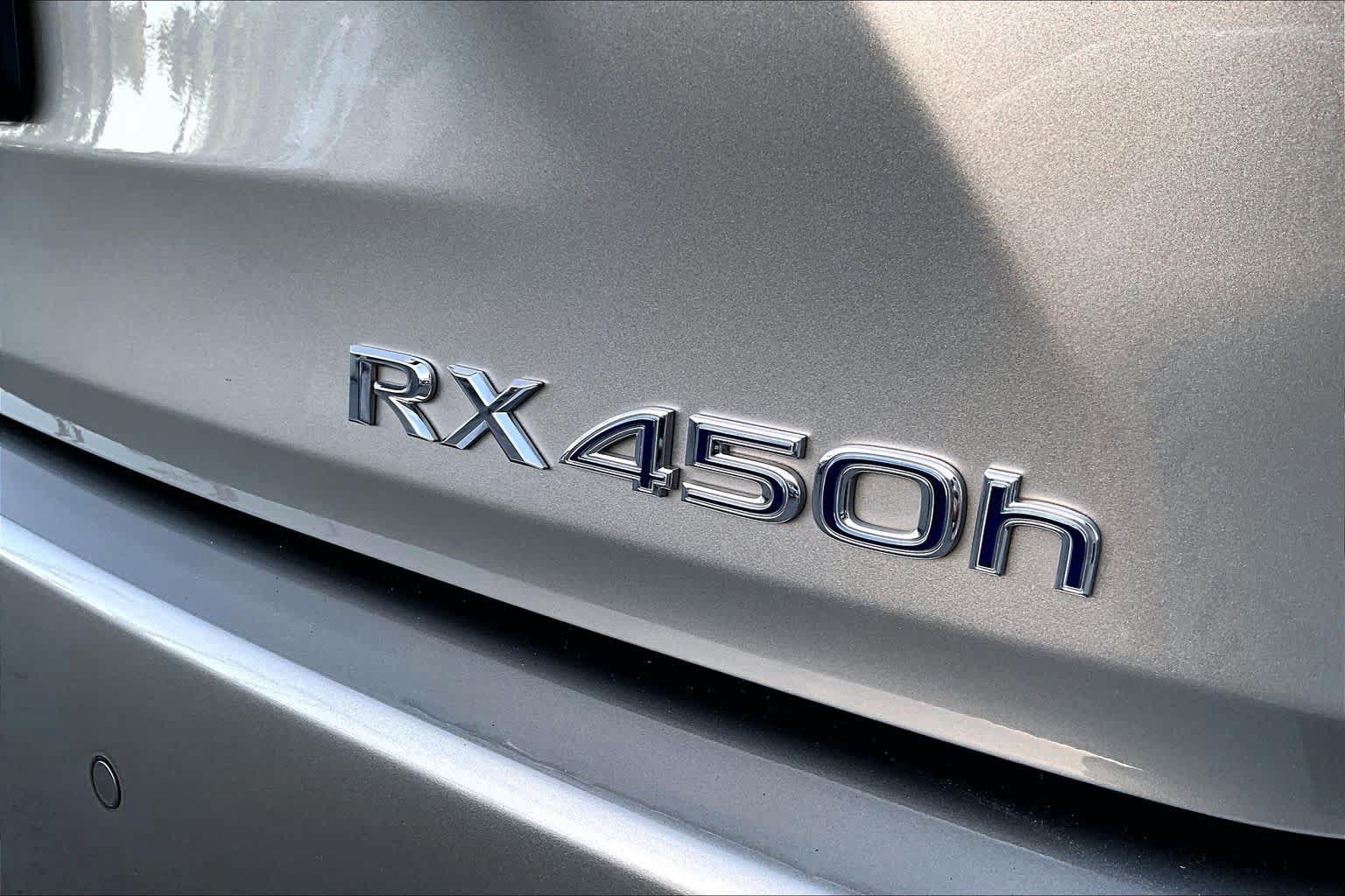 Used 2022 Lexus RX 450h F Sport w/ Accessory Package AWD/4WD image 9
