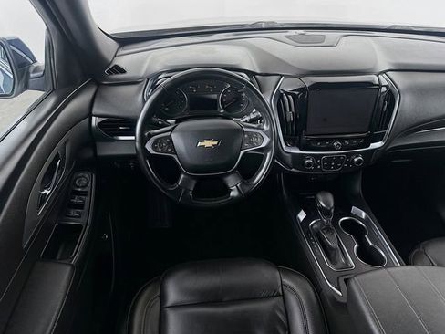 Used 2023 Chevrolet Traverse LT AWD/4WD image 4