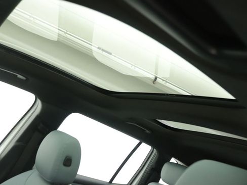 New 2026 Mercedes-Benz GLB 35 AMG 4MATIC image 13