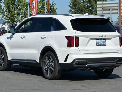 Used 2023 Kia Sorento EX AWD/4WD image 7