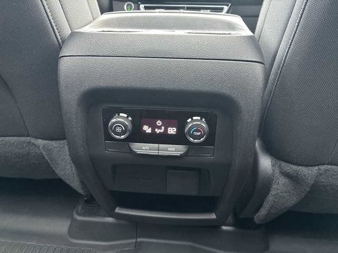 Used 2024 Chevrolet Traverse Z71 w/ Enhanced Driving Package image 21