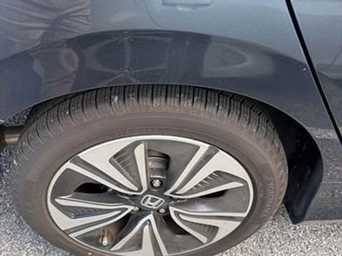 Used 2017 Honda Civic EX-T image 11