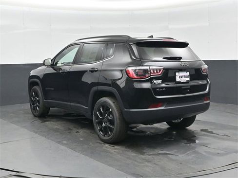 New 2026 Jeep Compass Latitude image 6