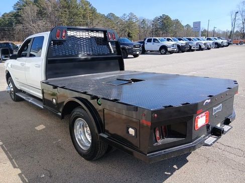 Used 2023 RAM 3500 Limited image 10