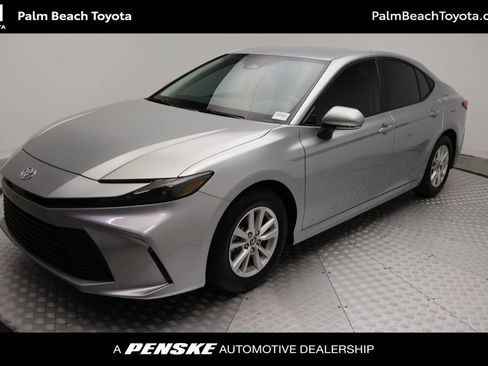 Certified 2025 Toyota Camry LE FWD image 1