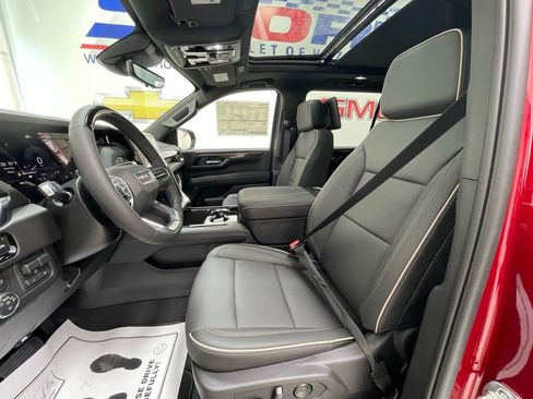 New 2026 GMC Yukon XL Elevation w/ Elevation Premium Package AWD/4WD image 20