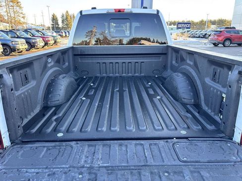 Used 2023 Ford F350 Platinum w/ FX4 Off-Road Package image 9
