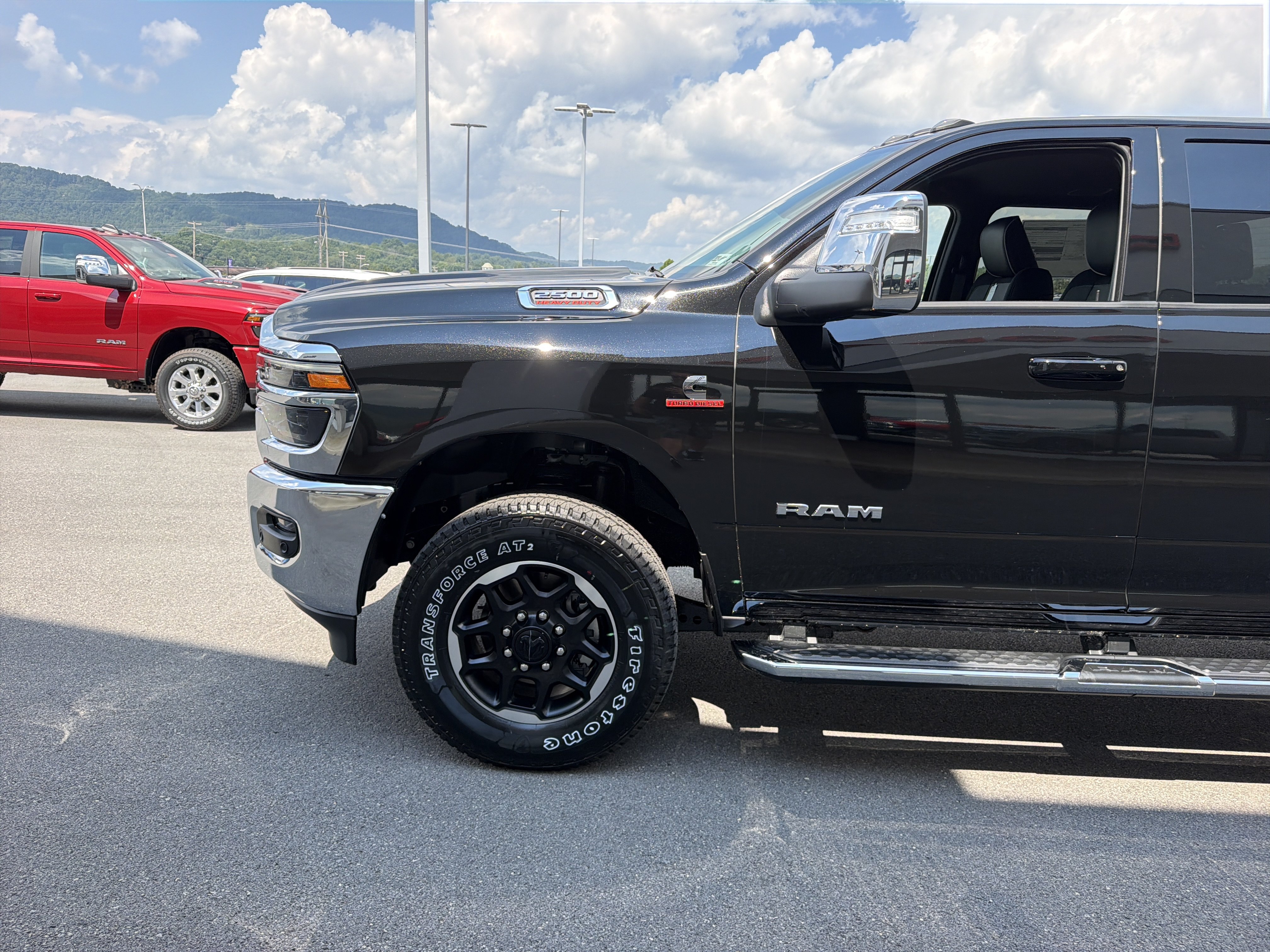 New 2027 RAM 2500 Laramie AWD/4WD image 13