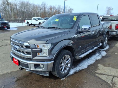 Used 2017 Ford F150 Lariat w/ Equipment Group 502A Luxury image 2