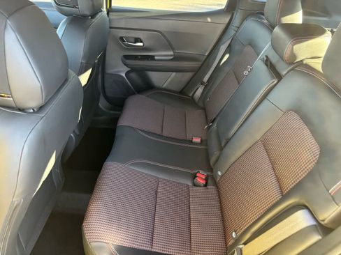 Used 2025 Nissan Kicks SR w/ SR Premium Package image 14