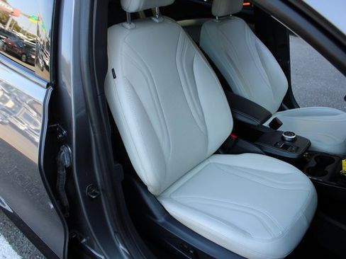 Used 2021 Ford Mustang Mach-E Premium image 35