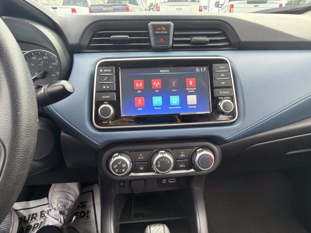 Used 2025 Nissan Versa SV FWD image 20