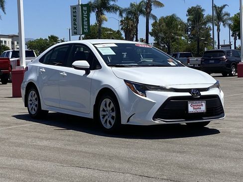 Certified 2026 Toyota Corolla LE FWD image 44