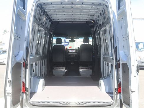 New 2026 Mercedes-Benz Sprinter 2500 image 25