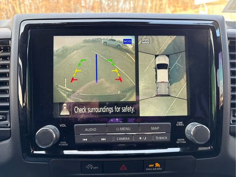 Used 2023 Nissan Frontier PRO-4X w/ Pro-4X Premium Package image 18