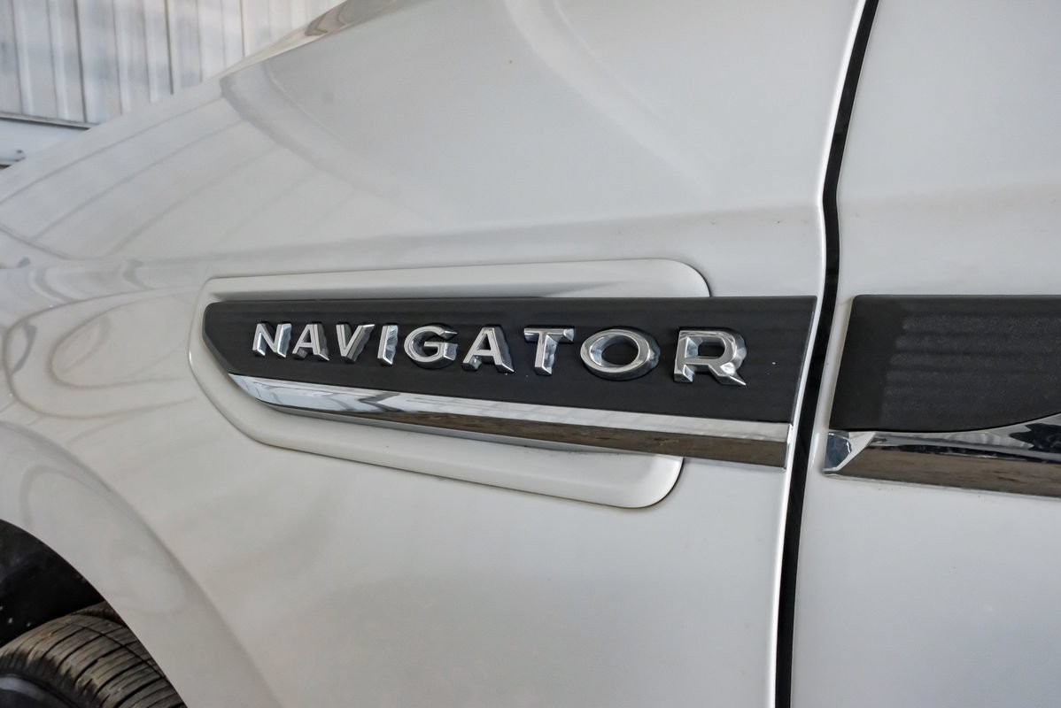 Used 2023 Lincoln Navigator L Reserve AWD/4WD image 54