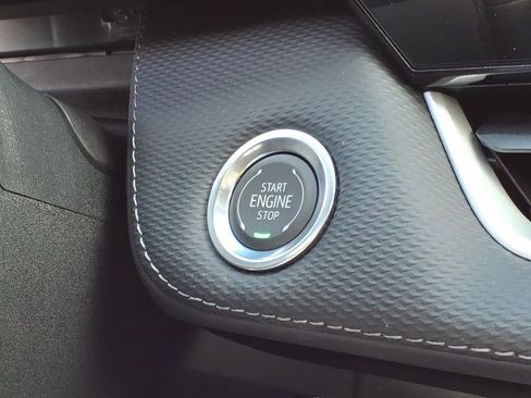 New 2026 Chevrolet Equinox LT image 11