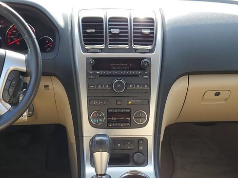 Used 2010 GMC Acadia SLT FWD image 15