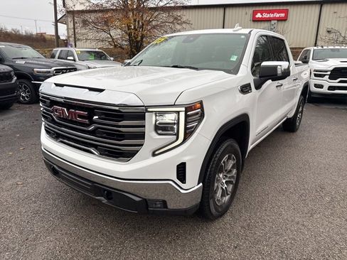 Used 2025 GMC Sierra 1500 SLT image 7