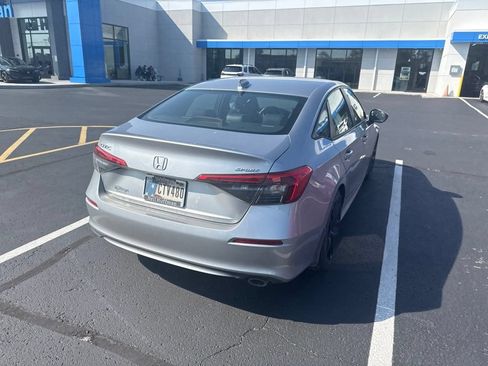 Used 2024 Honda Civic Sport image 11