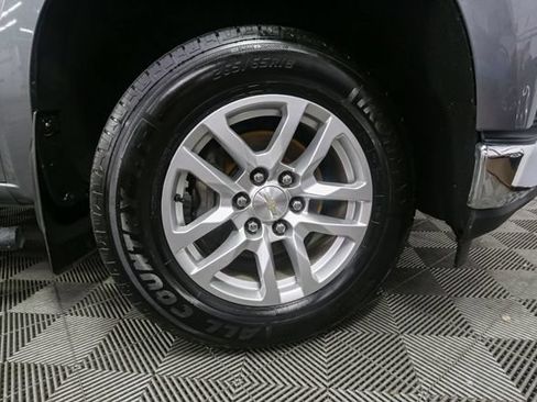 Used 2021 Chevrolet Silverado 1500 LT AWD/4WD image 14