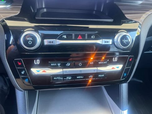 Used 2021 Ford Explorer Limited w/ Hybrid Equipment Group 310A AWD/4WD image 60