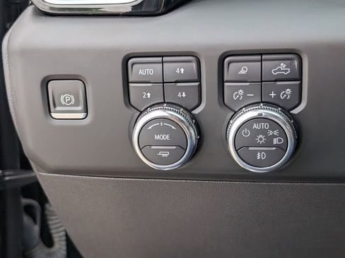 Certified 2023 GMC Sierra 1500 Denali image 22