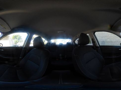 Used 2025 Nissan Altima 2.5 SV FWD image 41