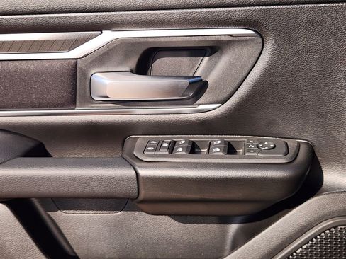 New 2026 RAM 1500 4x4 Crew Cab image 19