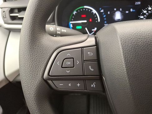 Used 2026 Toyota Sienna LE FWD image 20